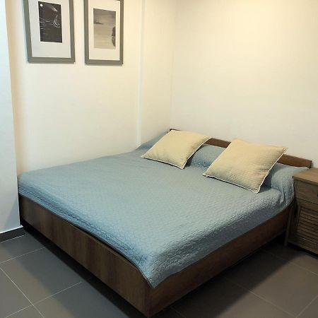 Sea View Nik Apartment Durrës Esterno foto