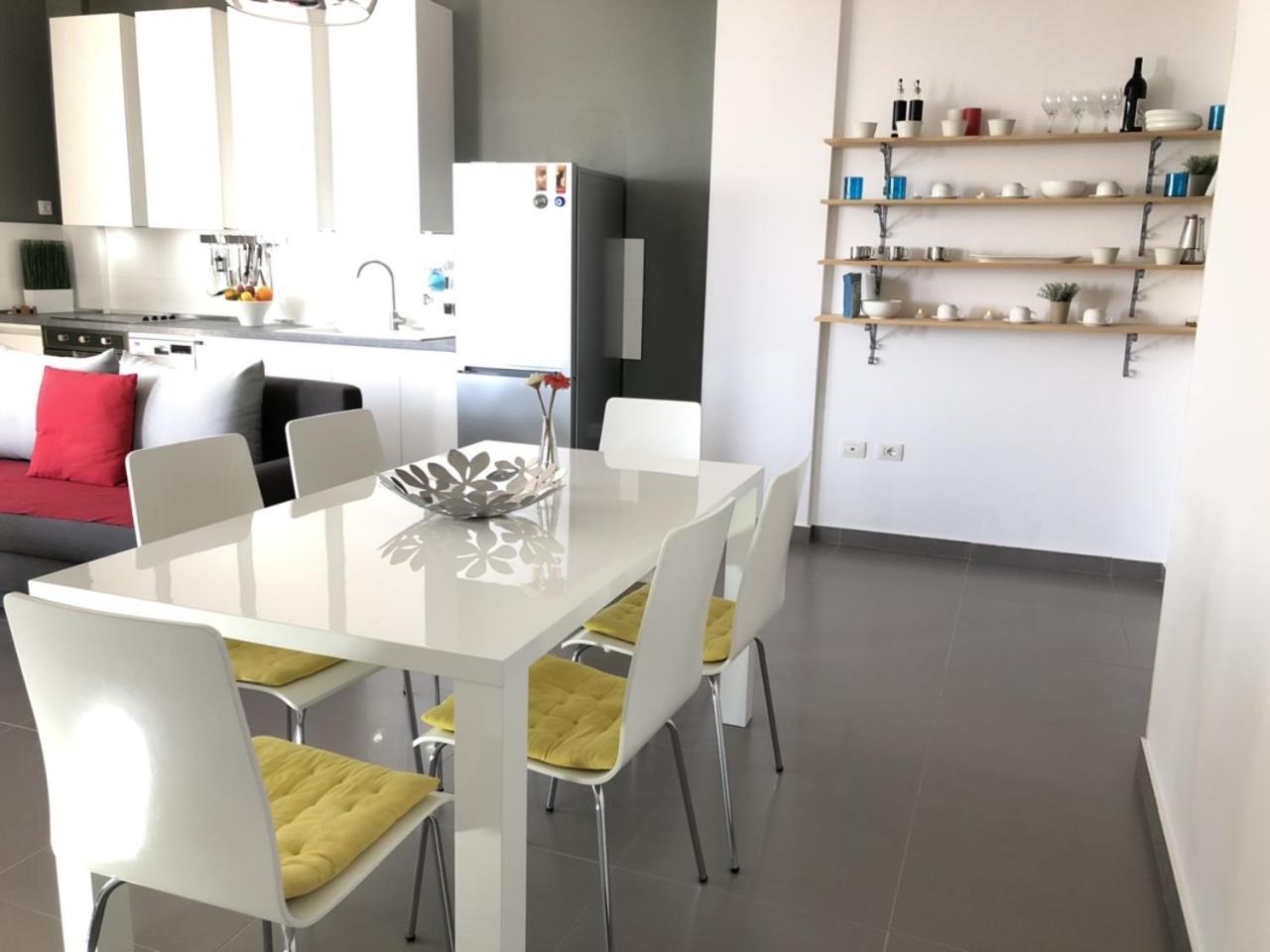 Sea View Nik Apartment Durrës Esterno foto