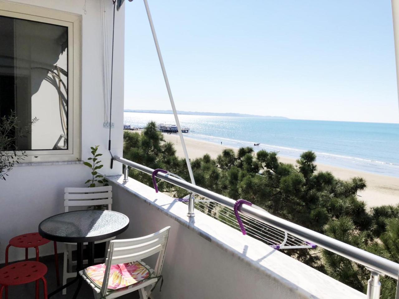 Sea View Nik Apartment Durrës Esterno foto