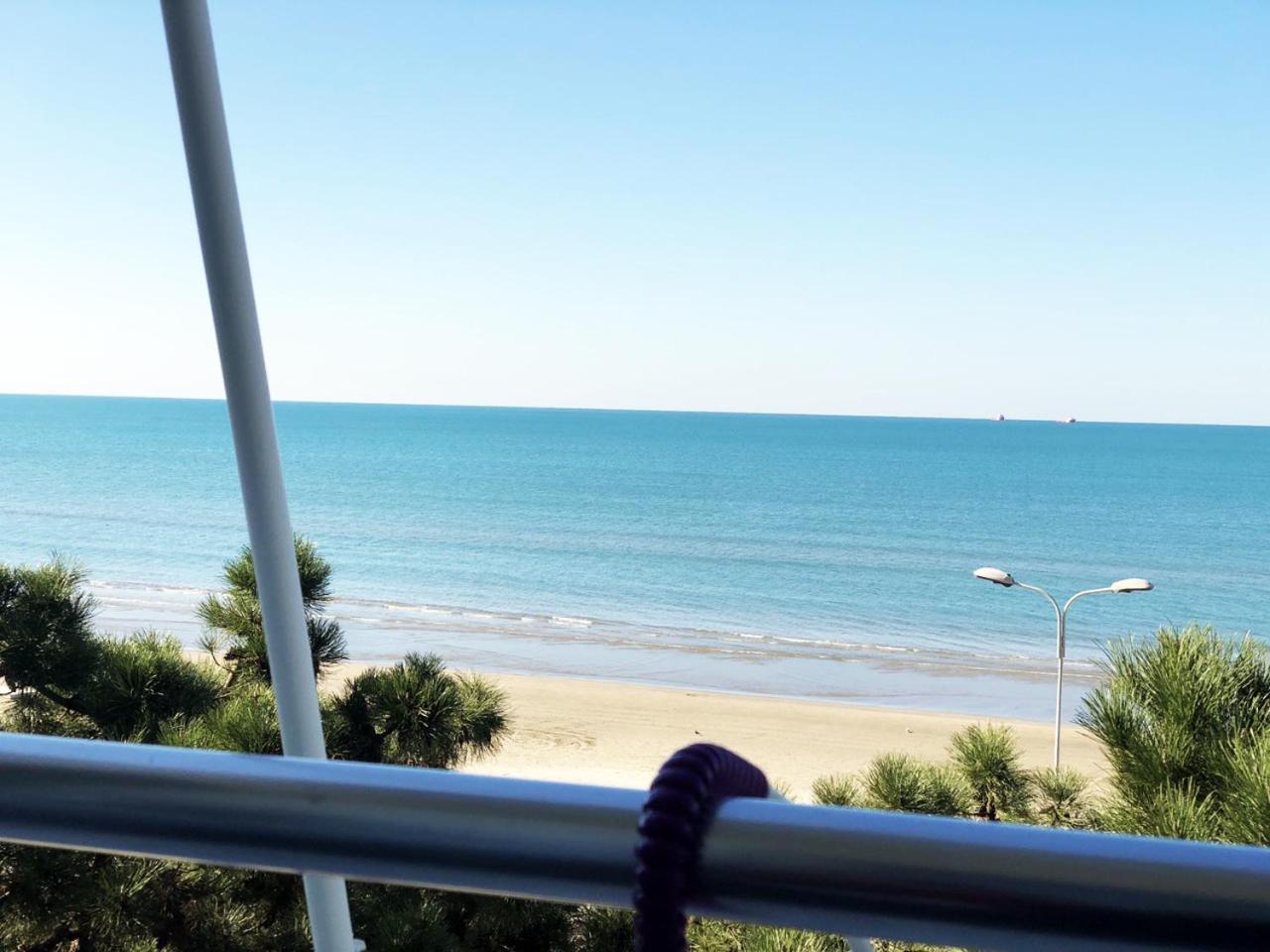 Sea View Nik Apartment Durrës Esterno foto