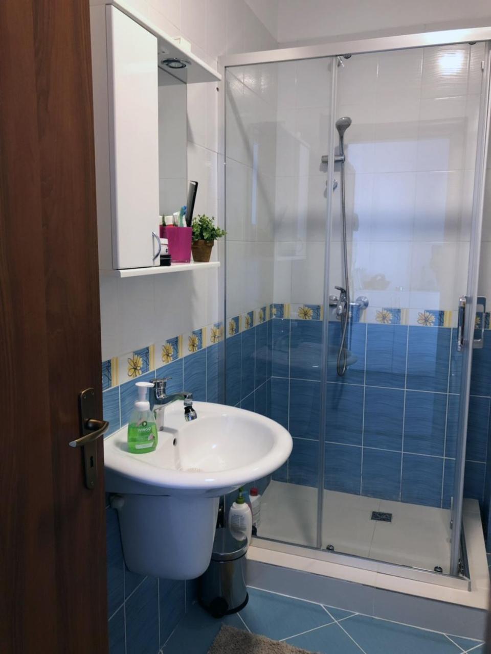 Sea View Nik Apartment Durrës Esterno foto