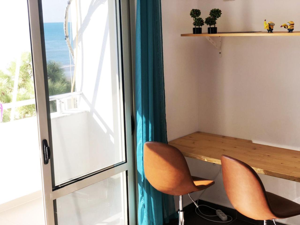 Sea View Nik Apartment Durrës Esterno foto